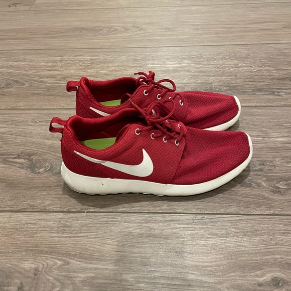 Nike running shoes - Picture 2 of 2